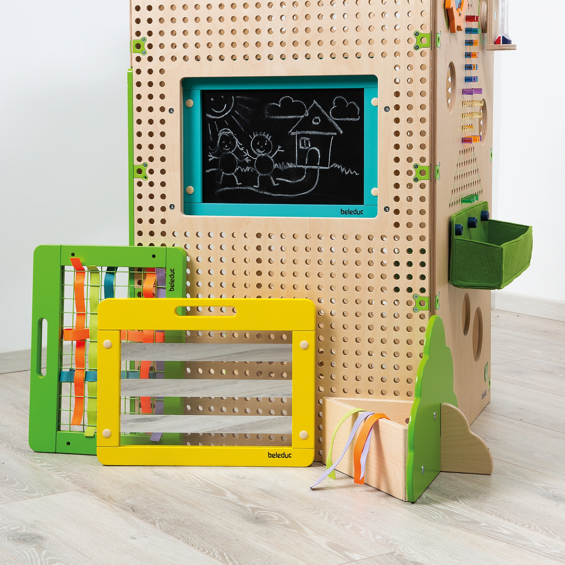 PLUG it "Activity Spielhaus Set"