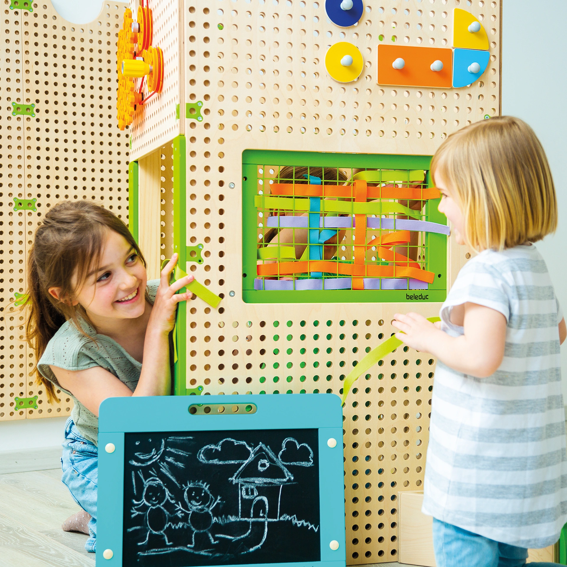 PLUG it "Activity Spielhaus Set"